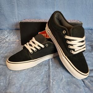 Vans Chukka Low
